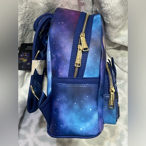 NWT Her Universe Marvel’s Dr Strange glow in the dark mini backpack - Picture 7 of 13